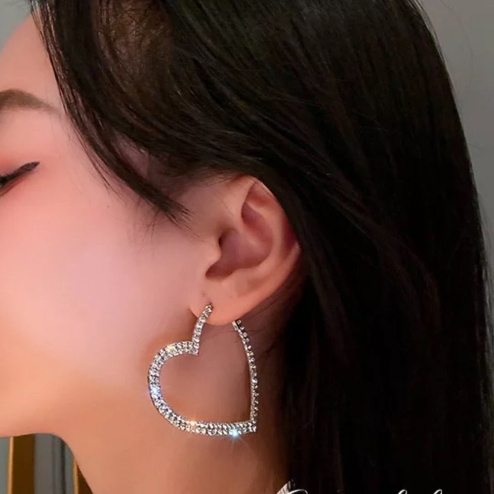 925 Sterling Silver Heart Earrings - Picture 2 of 4